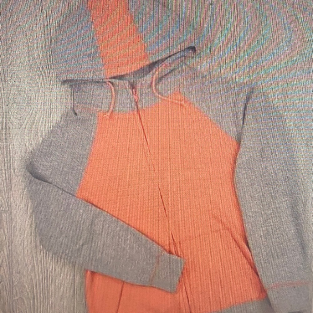 Browning Women's Large Coral & Grey
Colorblock Full Zip Jacket Coat
Hooded